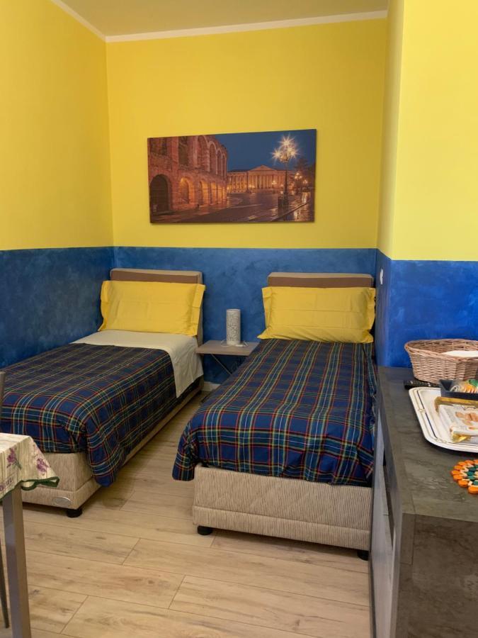 Casa Rosalina Apartment Verona Bagian luar foto